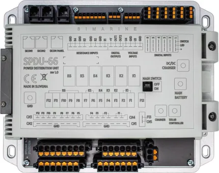 Bloc de distribution 12Vdc 50A, tout en un, avec 4 shunts 50A, 6 sorties relais et mini-fusibles de 10 à 20A, 6 entrées digitales et 8 analogiques, pour PICO et VIA, communication Sicom, pour une alimentation 8 à 22Vdc