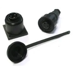 Prise en applique 4 pôles 6A 250V