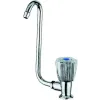 Robinet simple avec bec rabattable