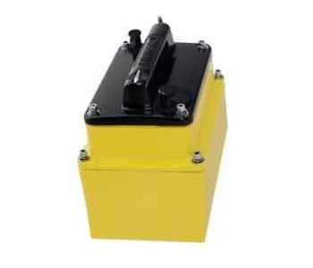 Sonde classique 1kW Airmar® M260 50-200kHz avec câble 9pin MM